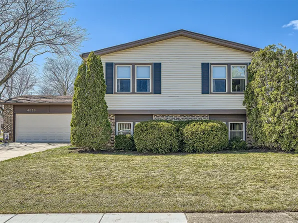 4050 Fir Ct, Hoffman Estates, IL 60192