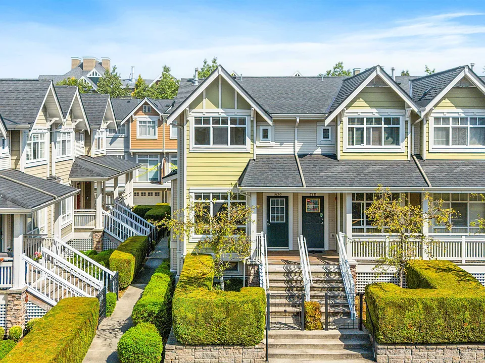 3265 Clermont Mews