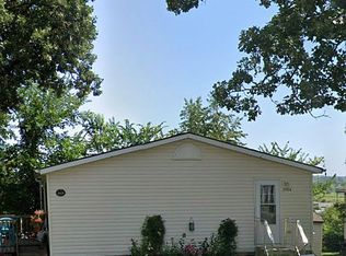 3706 Willow Ridge Dr SW, Rochester, MN 55902