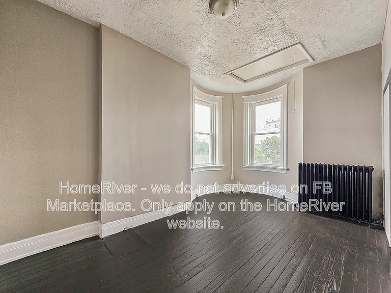 2335 May St #4F — Photo 10