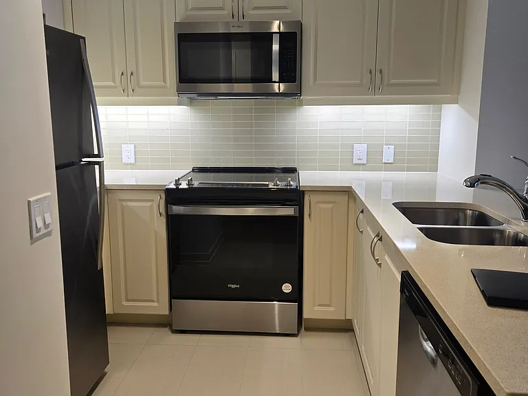 4955 Yonge St #1912 — Photo 6