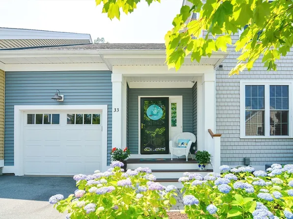 33 Hastings Rd Unit 33, Hudson, MA 01749