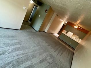 2925 Palo Verde Dr NE APT B, Albuquerque, NM 87112