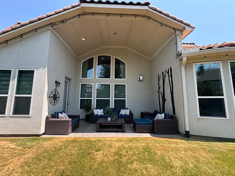 6133 Claridge Ln — Photo 26