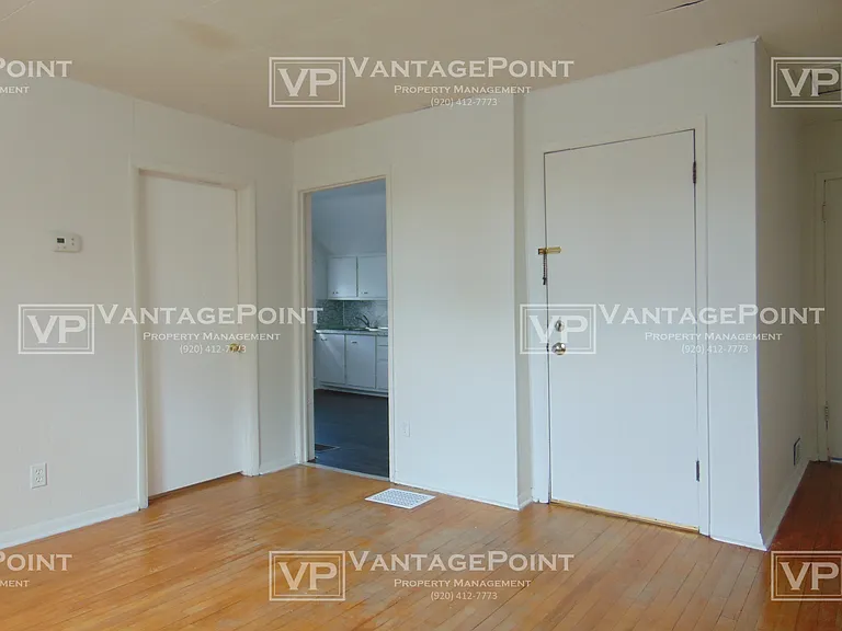 1163 McCormick St — Photo 14