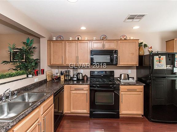 5th image of 10822 Monaco Beach Ave