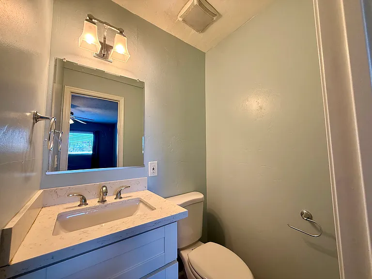 4262 Wilson Ave #13 — Photo 6