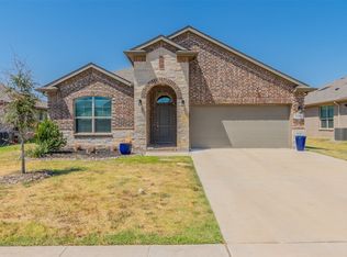 1102 Burlingame Dr, Cleburne, TX 76033