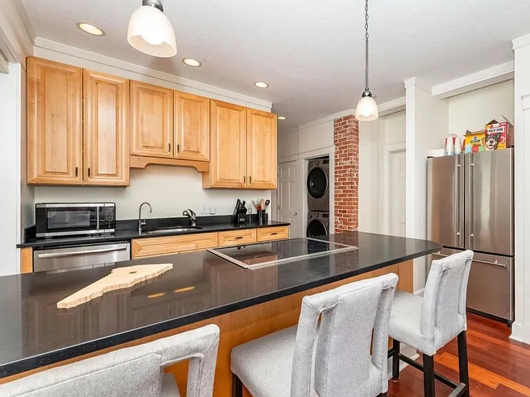 301 Richards Ave — Photo 10