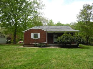 180 Avalon Dr, Danville, VA 24541