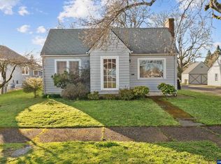 923 SW Ellis St, Dallas, OR 97338