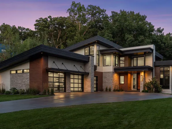6701 Cheyenne Trl, Edina, MN 55439