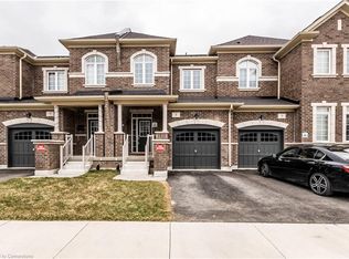 5 Lidstone St, Cambridge, ON N1T0G2