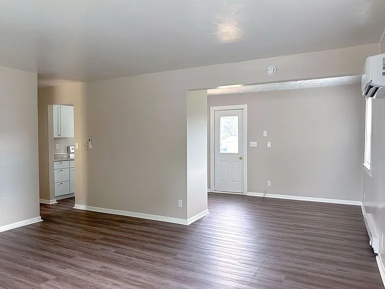 1707 Madison St — Photo 8