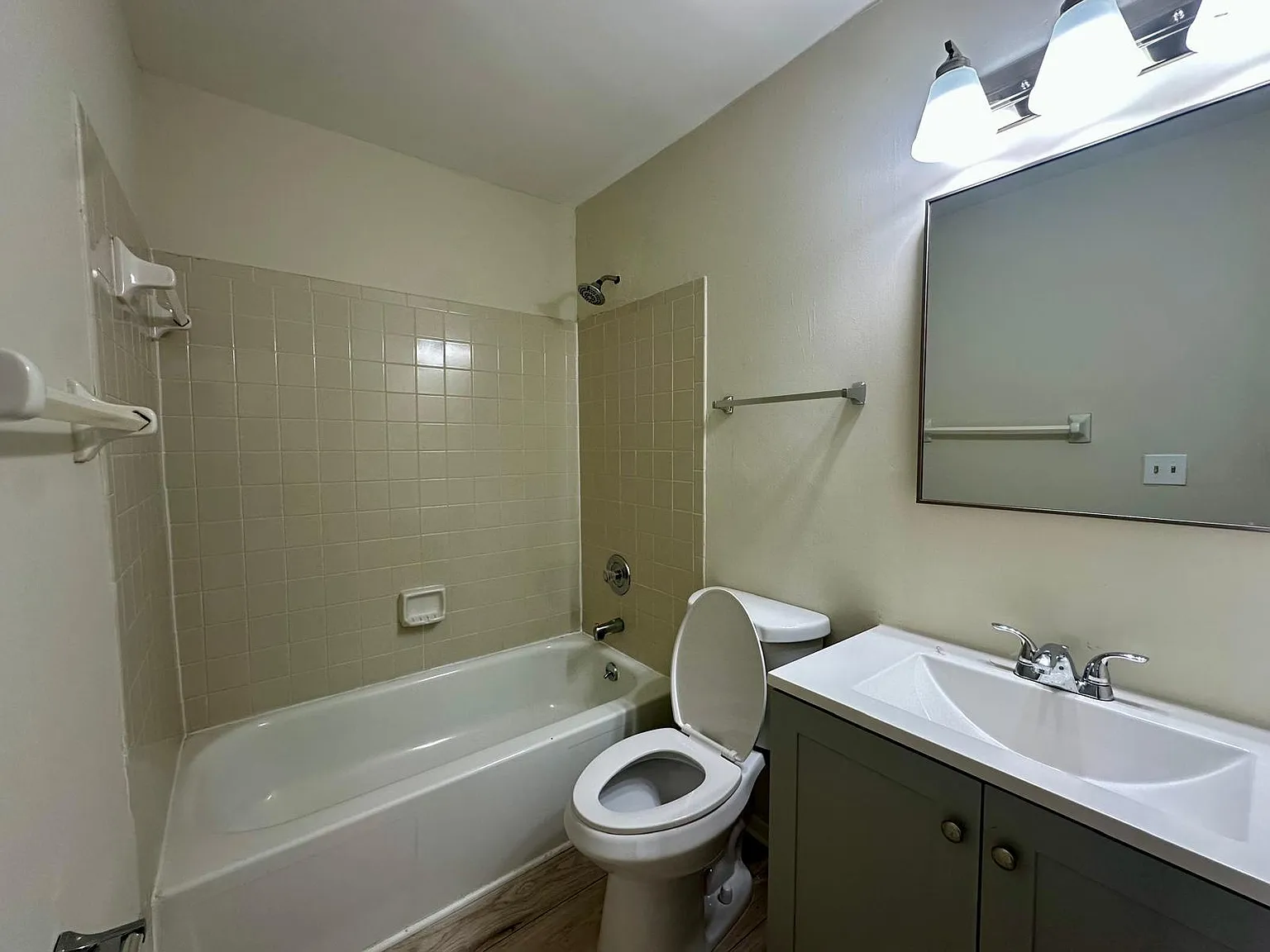 9623 Vinca Circle - A — Photo 2