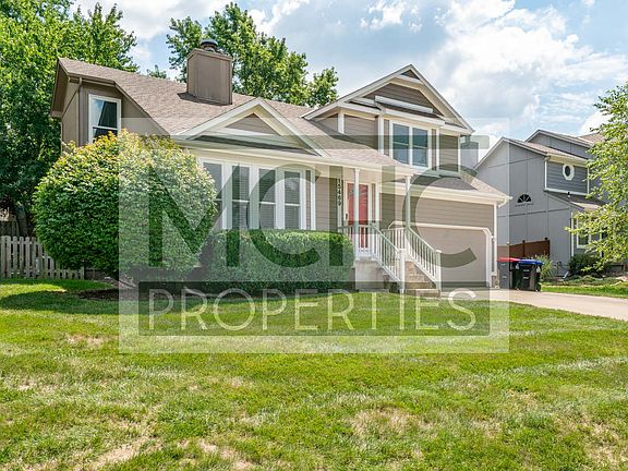 2nd image of 15469 Foster St