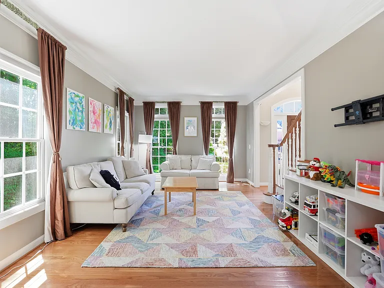 5767 Bush Hill Dr — Photo 17