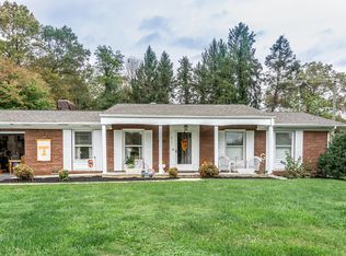 200 Pinecrest Dr, Greeneville, TN 37743