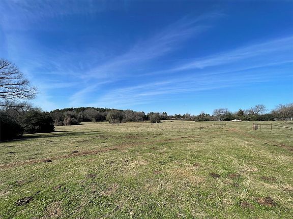 3rd image of 1119 Fm