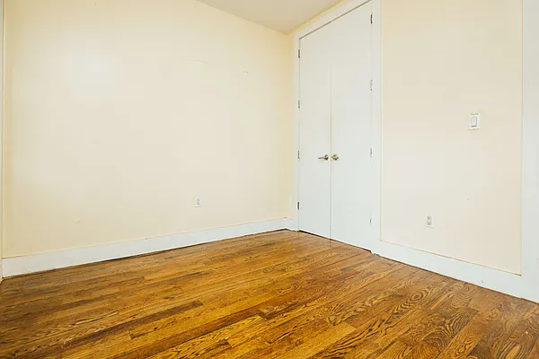Rented by Nooklyn NYC LLC | media 2