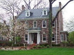 10405 S Seeley Ave, Chicago, IL