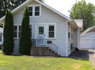 7 Schuyler Ave, Latham, NY 12110