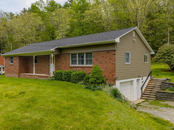 205 Airport Road, Yulan, NY 12528
