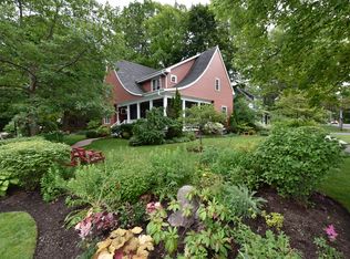 501 E Scranton Ave, Lake Bluff, IL 60044