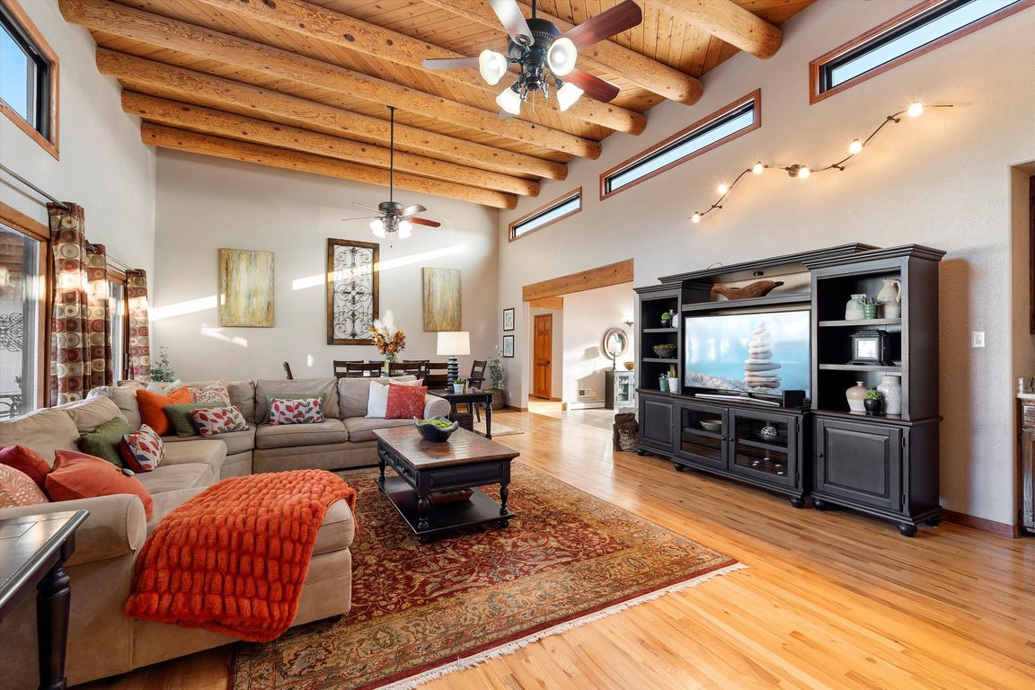 next background image