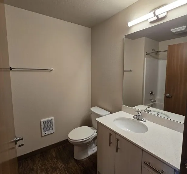 Deer Haven Apartments — Photo 38