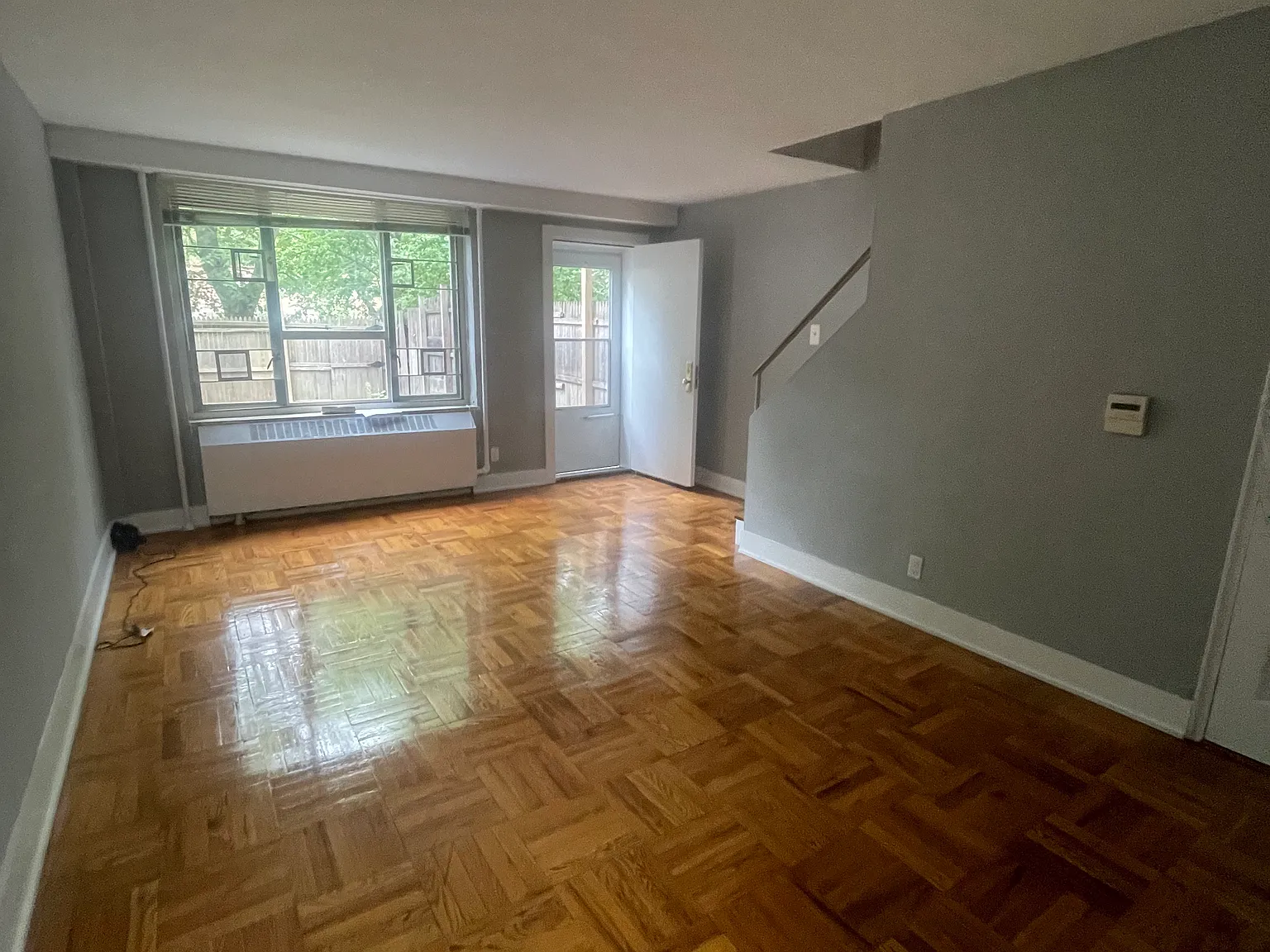 186th Ln, Fresh Meadows — Photo 4