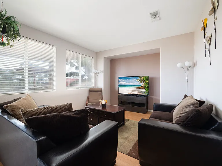 1522 Masterson Ln — Photo 4