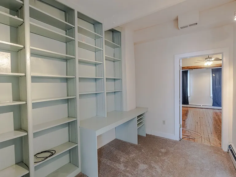 833 S Bond St — Photo 25