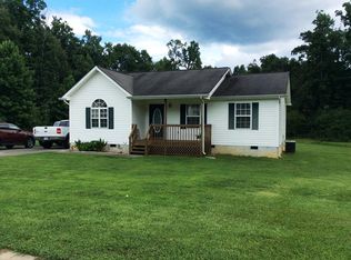 143 Kids Dr, Dalton, GA 30720