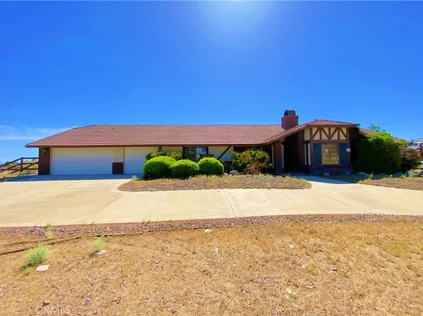 11487 Mountain Rd, Pinon Hills, CA 92372