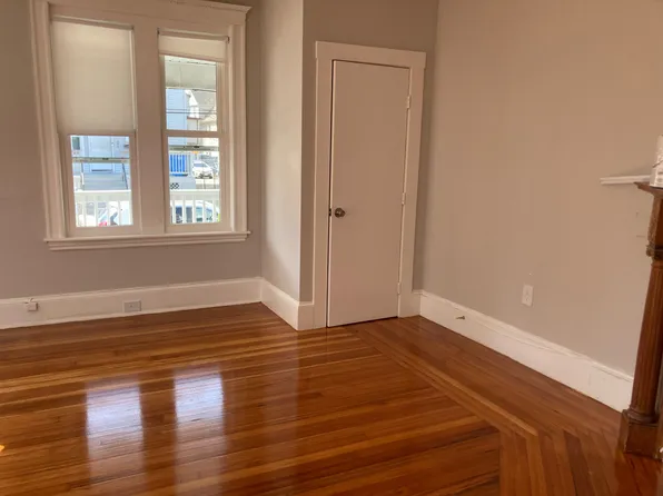 28 Trident Ave #1, Winthrop, MA 02152