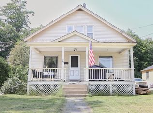 85 Pine St, South Paris, ME 04281
