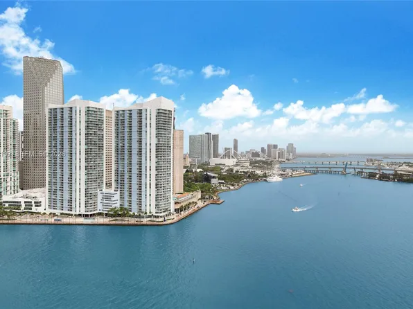 848 Brickell Key Dr APT 2702, Miami, FL 33131