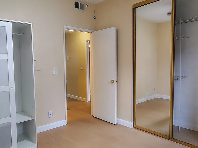 1542 Thornleaf Way — Photo 15