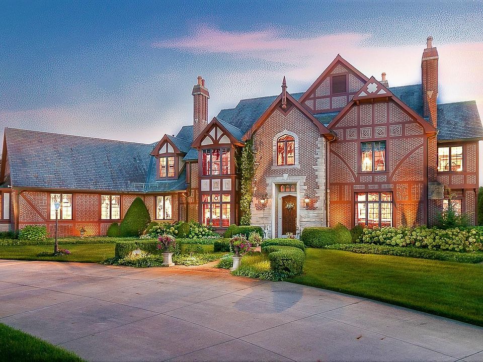 51116 Shamrock Hills Ct, Granger, IN 46530 | Zillow