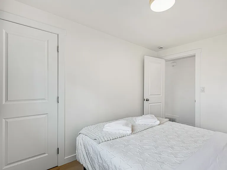 14009 SE 37th Pl — Photo 8