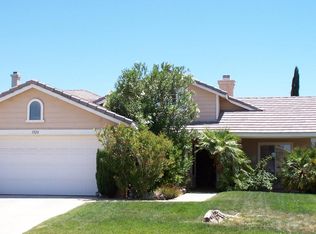 1920 Ivory Ave, Palmdale, CA 93550