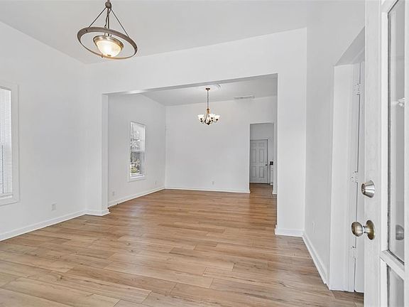 3rd image of 2601 N 19th St