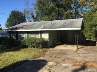 704 W Noble St, Selma, NC 27576