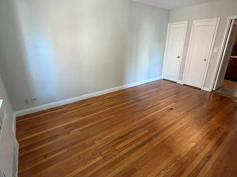 3300 Netherland Ave #1E — Photo 7