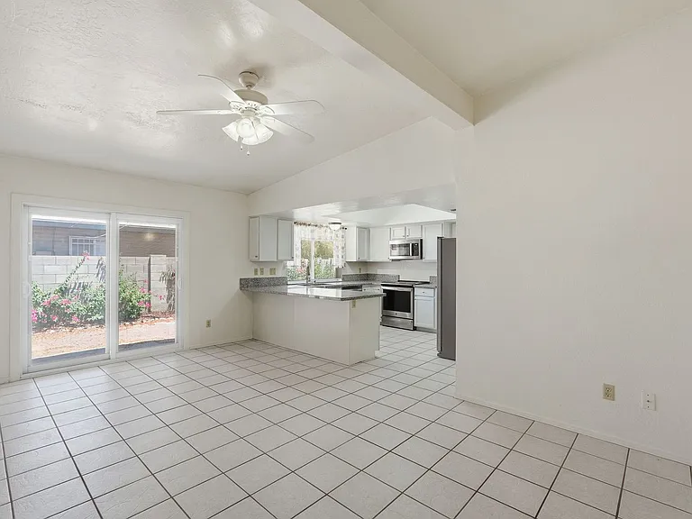 2920 N La Chiquita Ave — Photo 17
