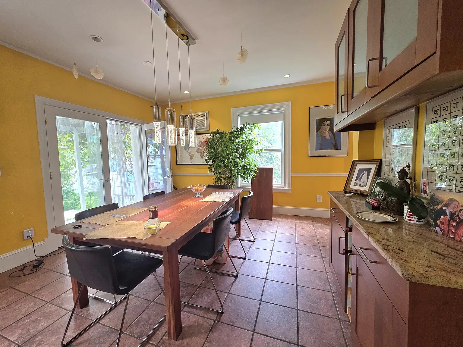 47 Barnard Ave — Photo 3