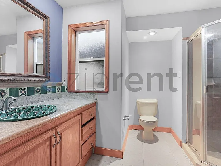 1202 NE 162nd St — Photo 9