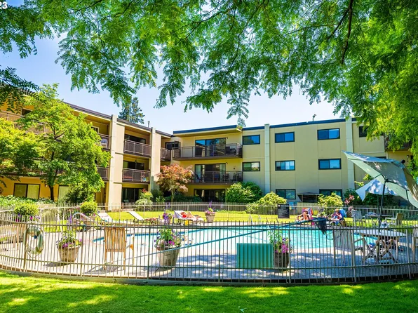 2393 SW Park Pl Unit 113, Portland, OR 97205