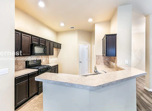 120 Jim Dandy Dr — Photo 3